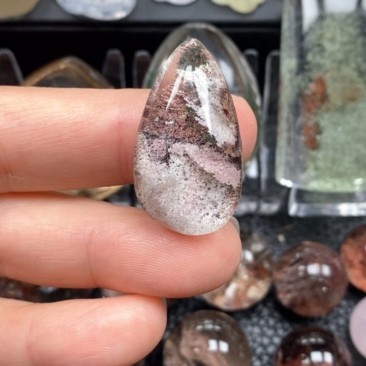 未镶嵌颈饰水晶水晶