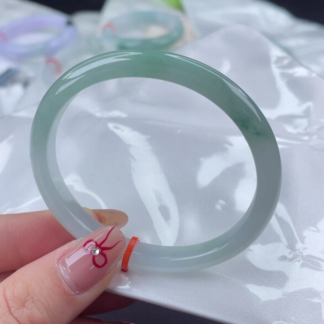 翡翠手镯未镶嵌55贵妃