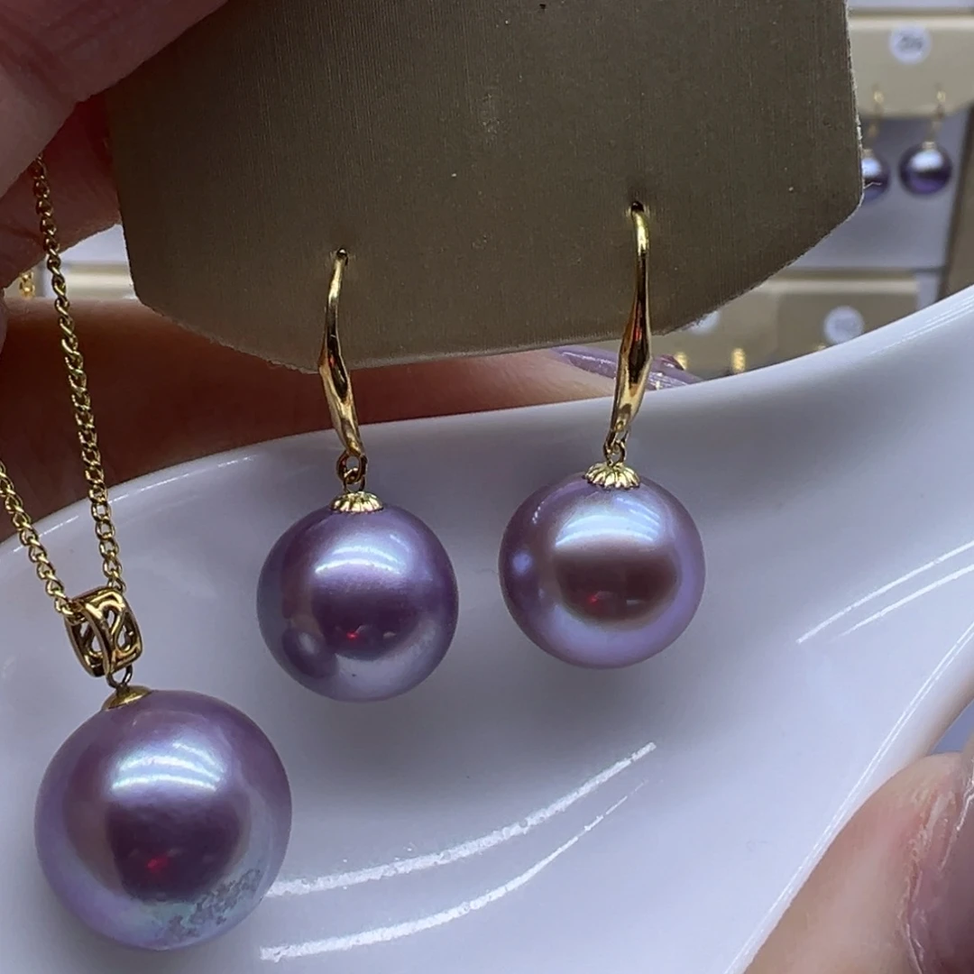 18K金镶嵌吊坠(赠链)淡水珍珠