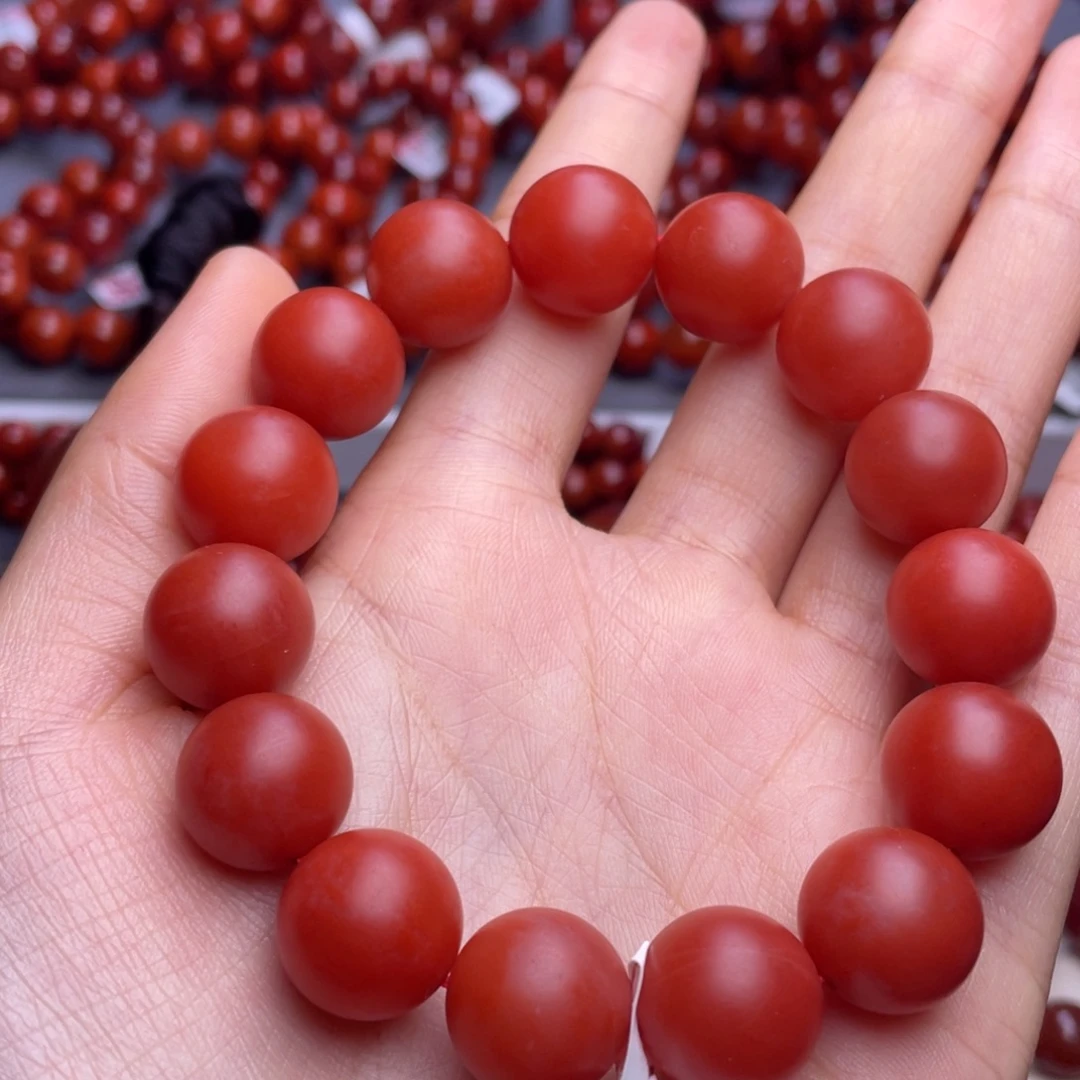 南红玛瑙未镶嵌其他114mm收藏级保山辣椒红满肉圆珠手串