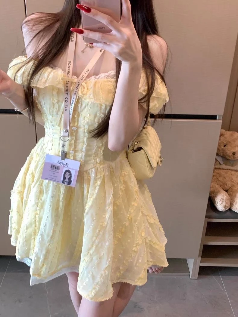 提花少女蕾丝公主裙夏方领度假旅游甜美女生连衣裙收腰显瘦a字裙