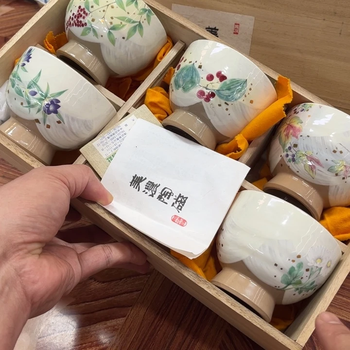 瓷片兔子中心中心中心中心中心在我摸摸摸摸