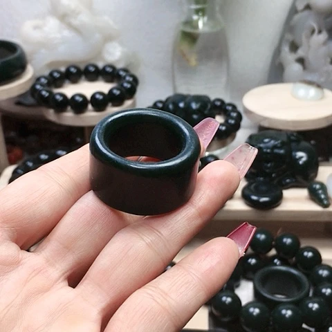 未镶嵌手串和田玉