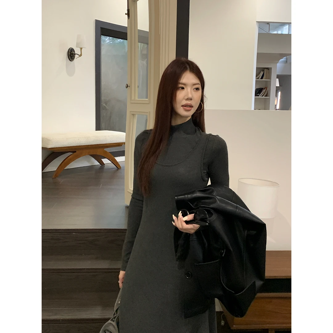 甜辣多多【秋夜月】针织假两件连衣裙女2025年秋磨毛修身气质裙子