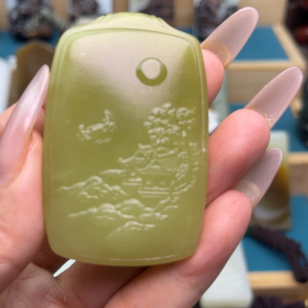 和田玉未镶嵌挂件