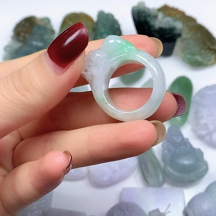 翡翠未镶嵌挂件翡翠