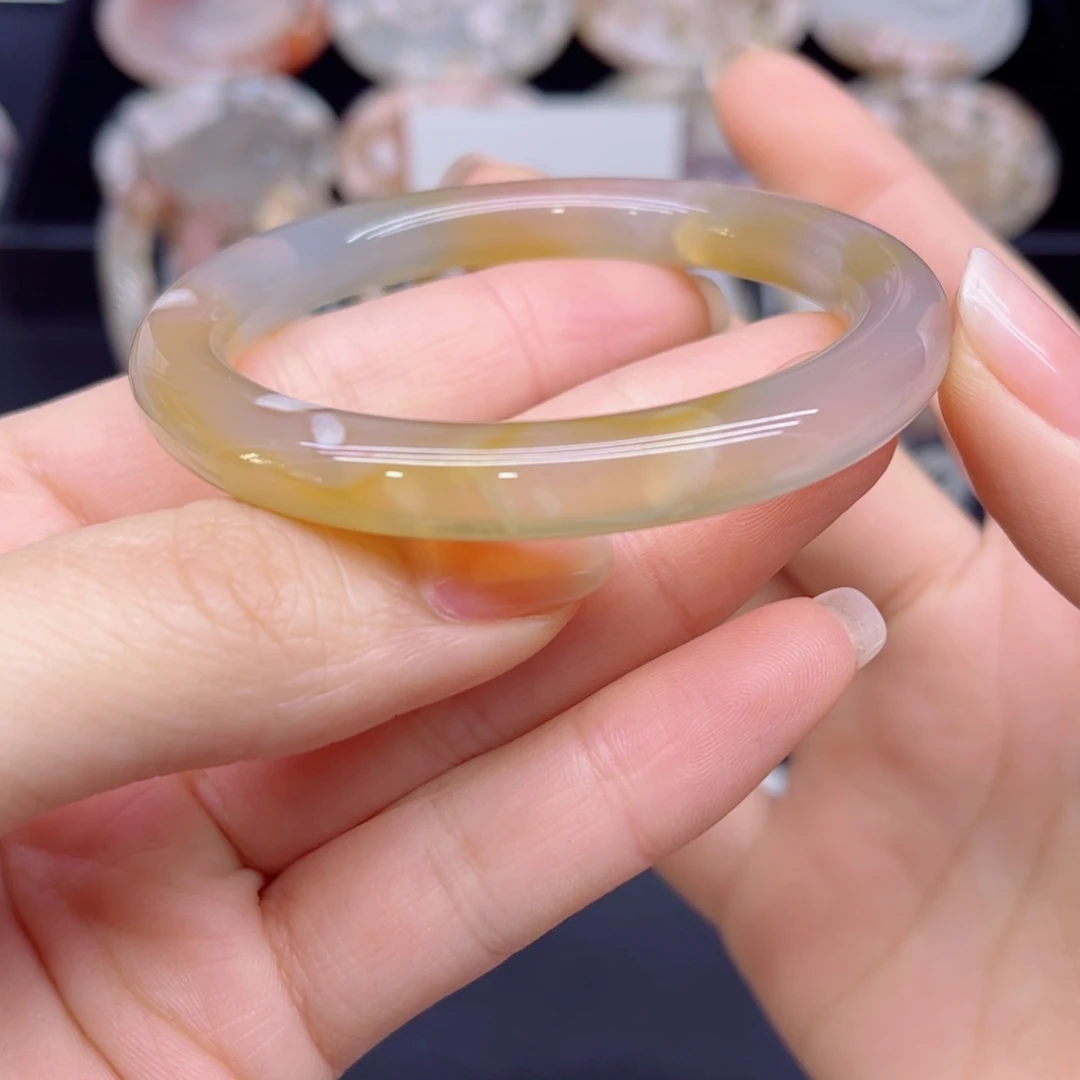 玛瑙/玉髓未镶嵌手镯55