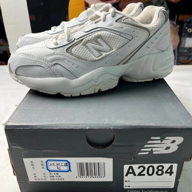 A2084 NEW BALANCE WX452SG 36码数运动鞋 直播微瑕疵 无售后