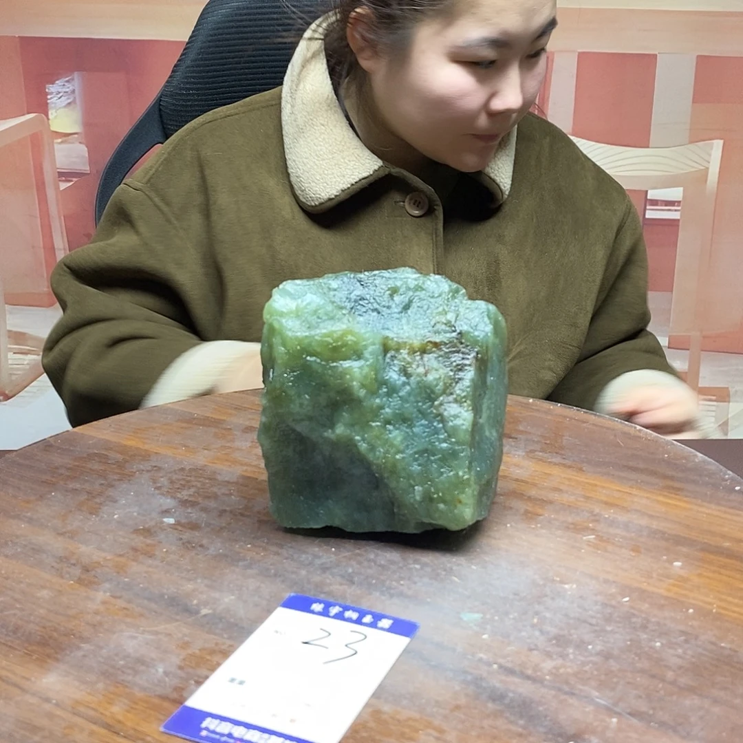 蛇纹石玉未镶嵌原石