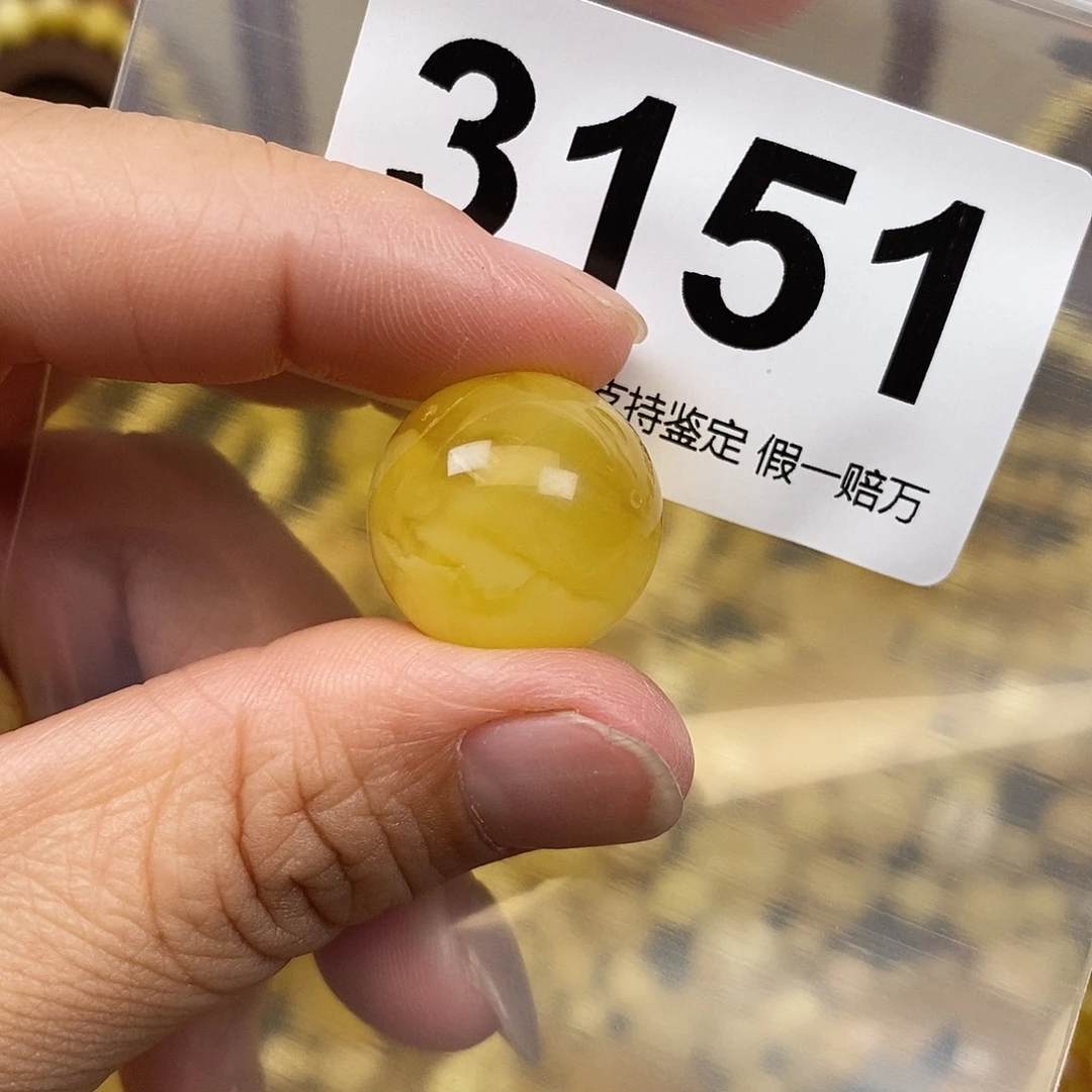 琥珀未镶嵌珠宝奇石