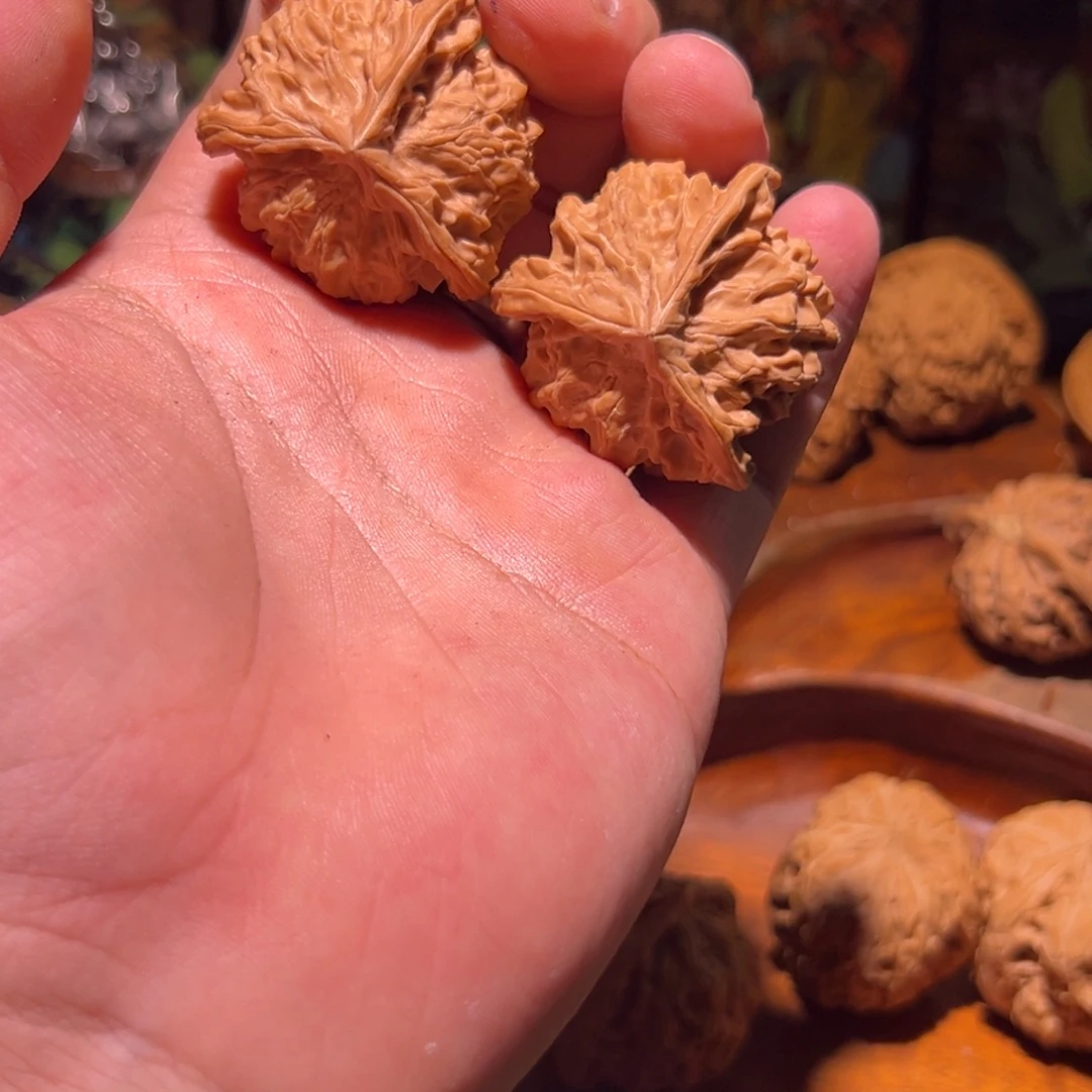 る***f文玩核桃吊坠39全品盘山三棱（奔）