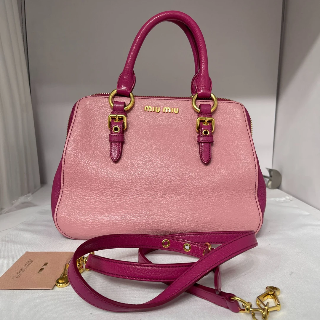 95新 MIU MIU/缪缪 粉色拼色蛙口托特/斜挎包