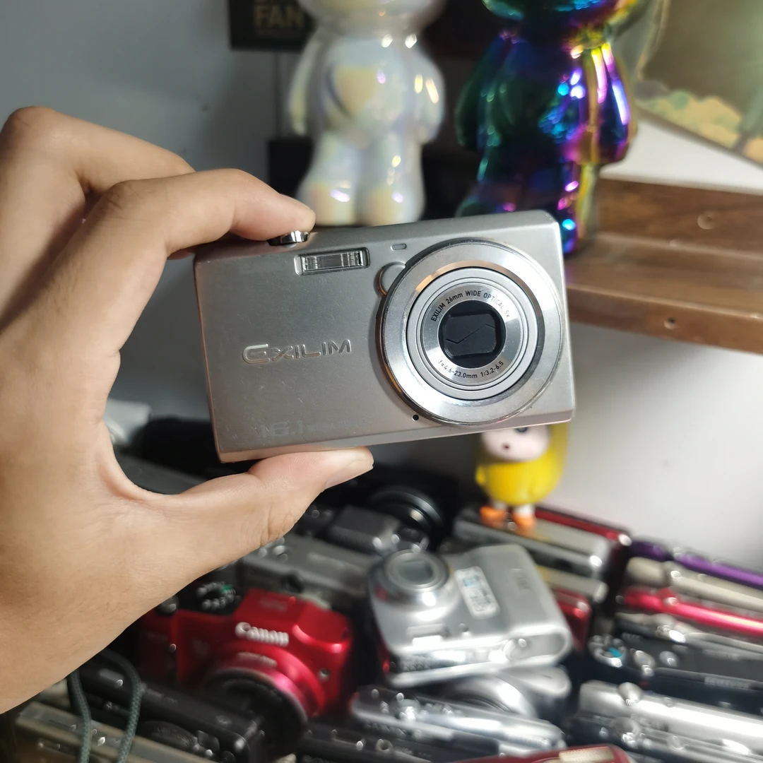 95新 Casio/卡西欧 zs12功能正常1610w像素出片清晰冷白皮配件全