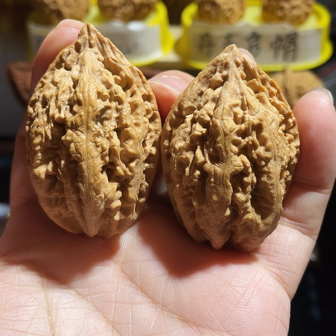 吊坠文玩核桃凤羽