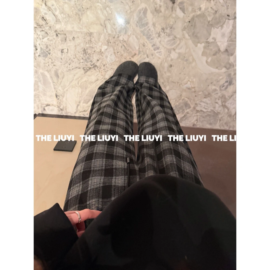 【LIUYI】撞色格纹加厚绒窄版百搭休闲裤51105B3