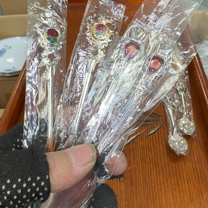 紫砂哈哈哈哈哈哈哈哈?***皮