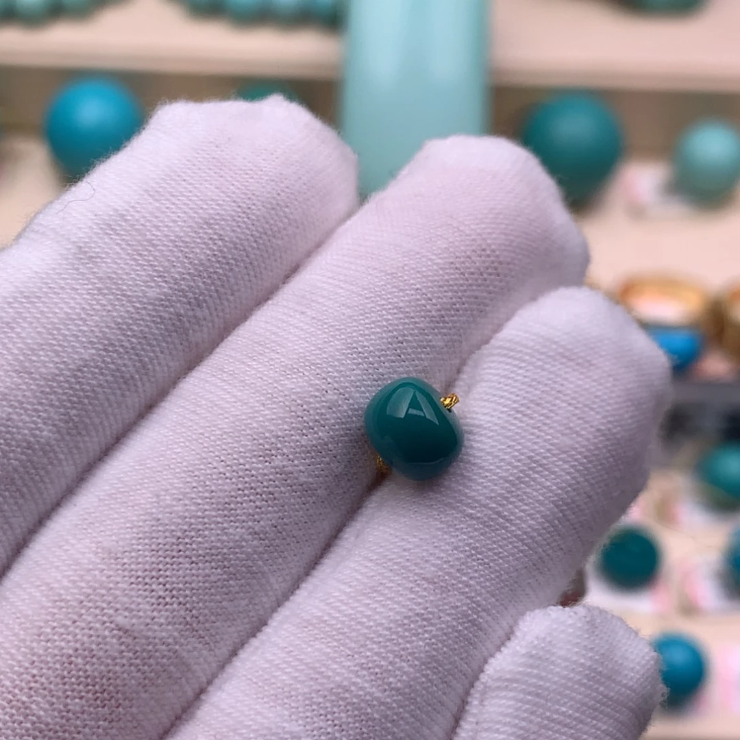 绿松石未镶嵌珠宝奇石7.5×5.7