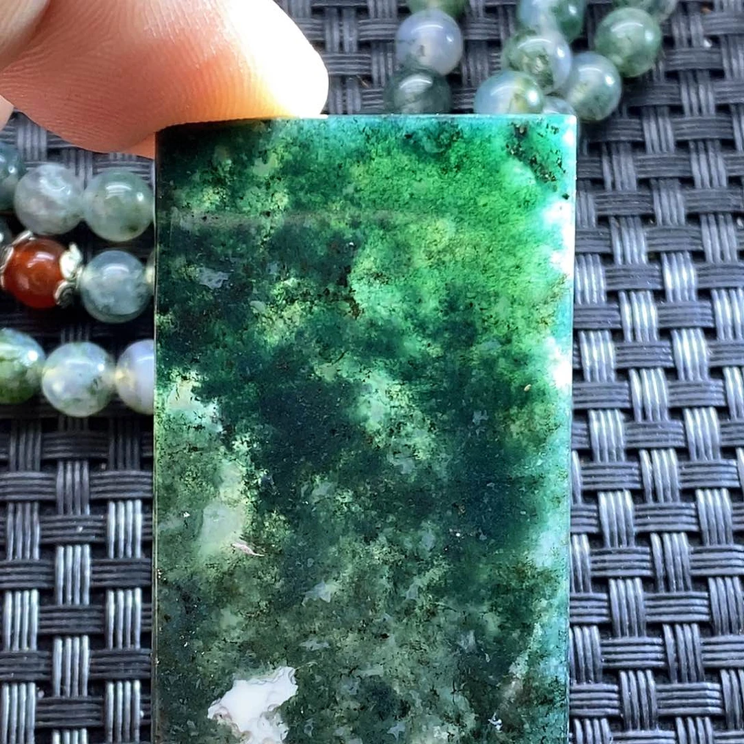 未镶嵌颈饰玛瑙/玉髓乔**烤