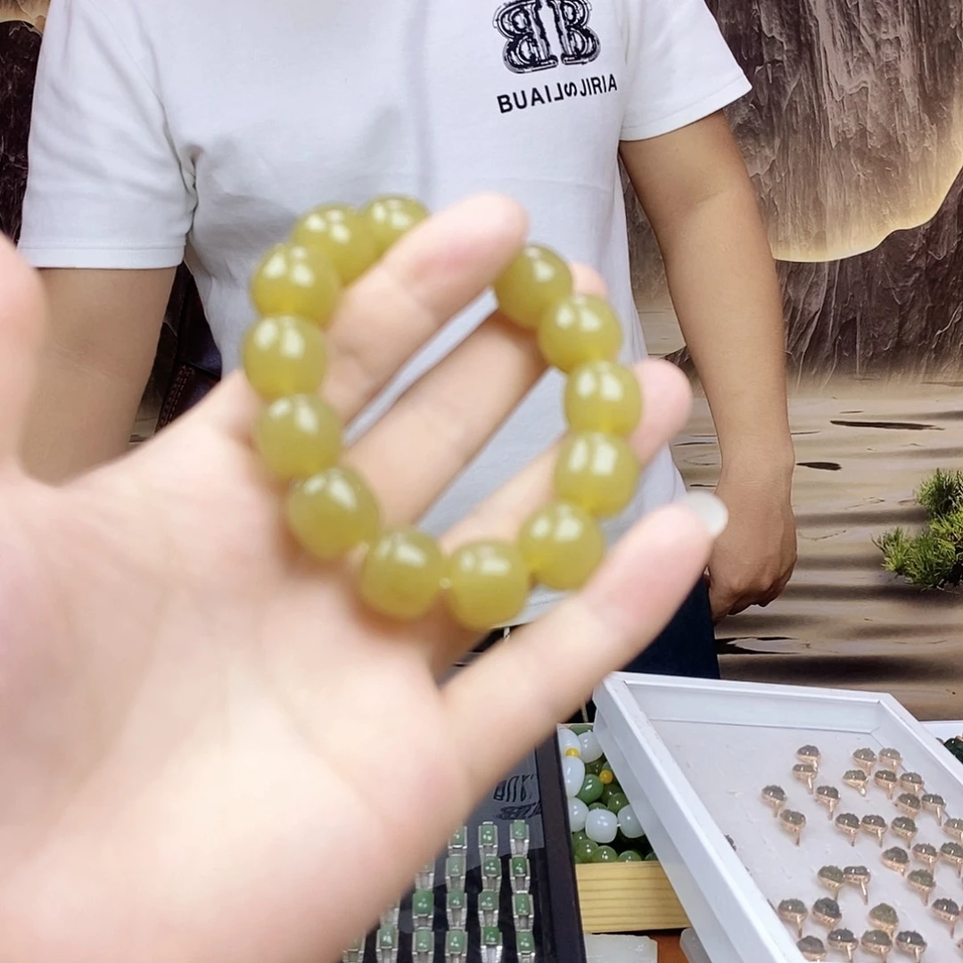 和田玉未镶嵌颈饰多样性随机发一