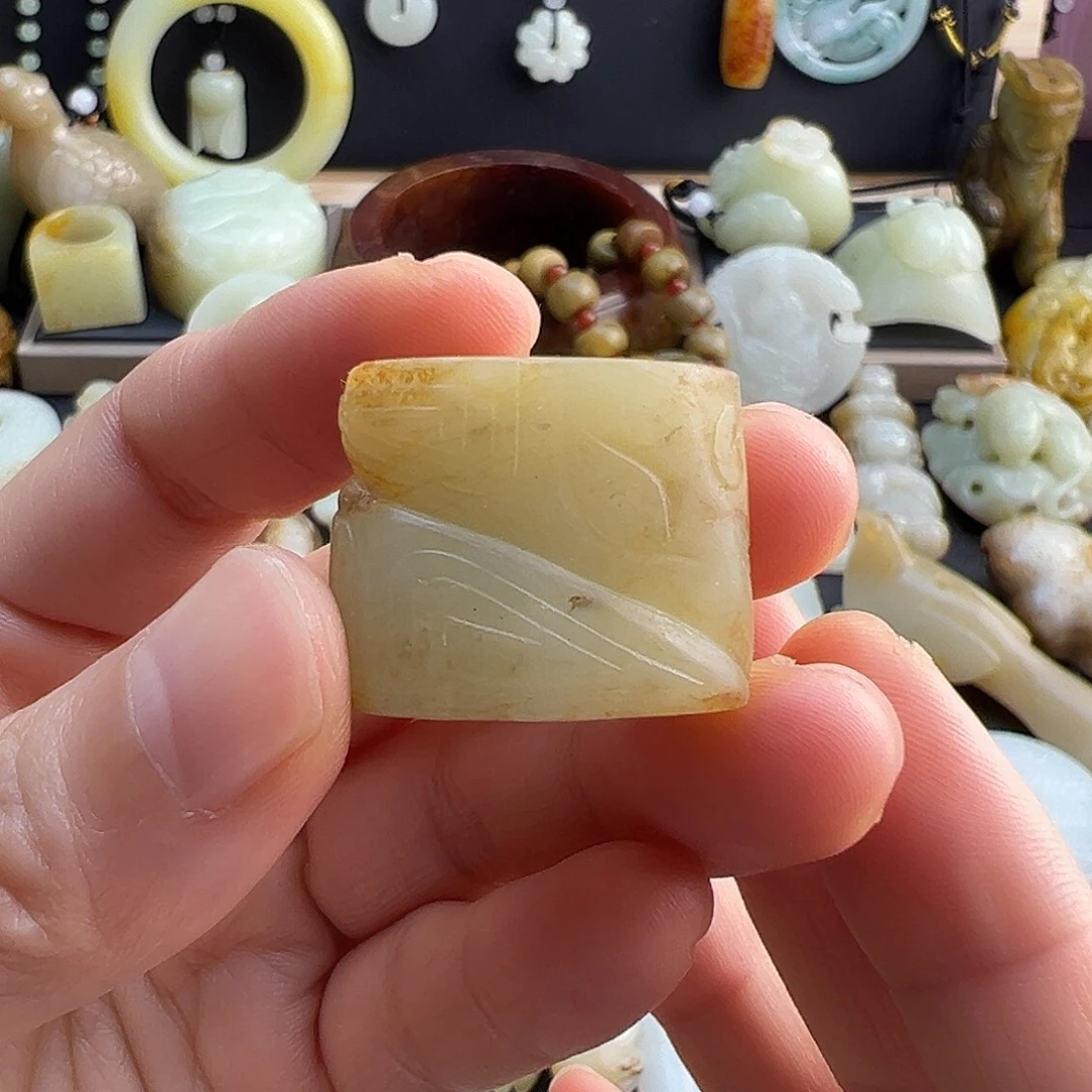 未镶嵌和田玉挂件