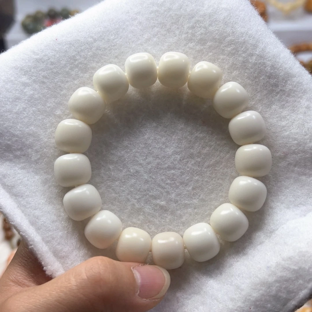 菩提根/象牙果手串蒋*