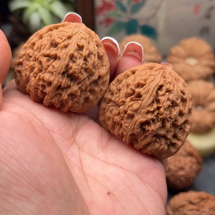 把件文玩核桃三角疆全品