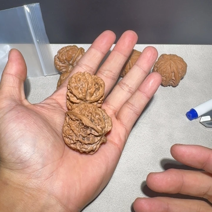 文玩核桃吊坠文玩