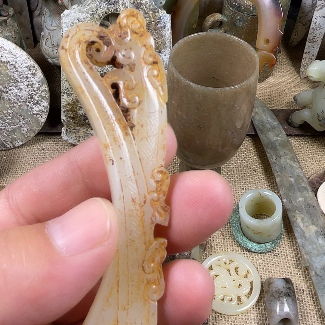 玉***8和田玉未镶嵌挂件器型美观大方实用