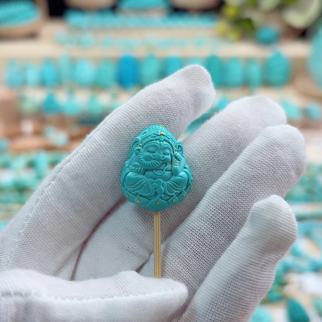 绿松石未镶嵌珠宝奇石