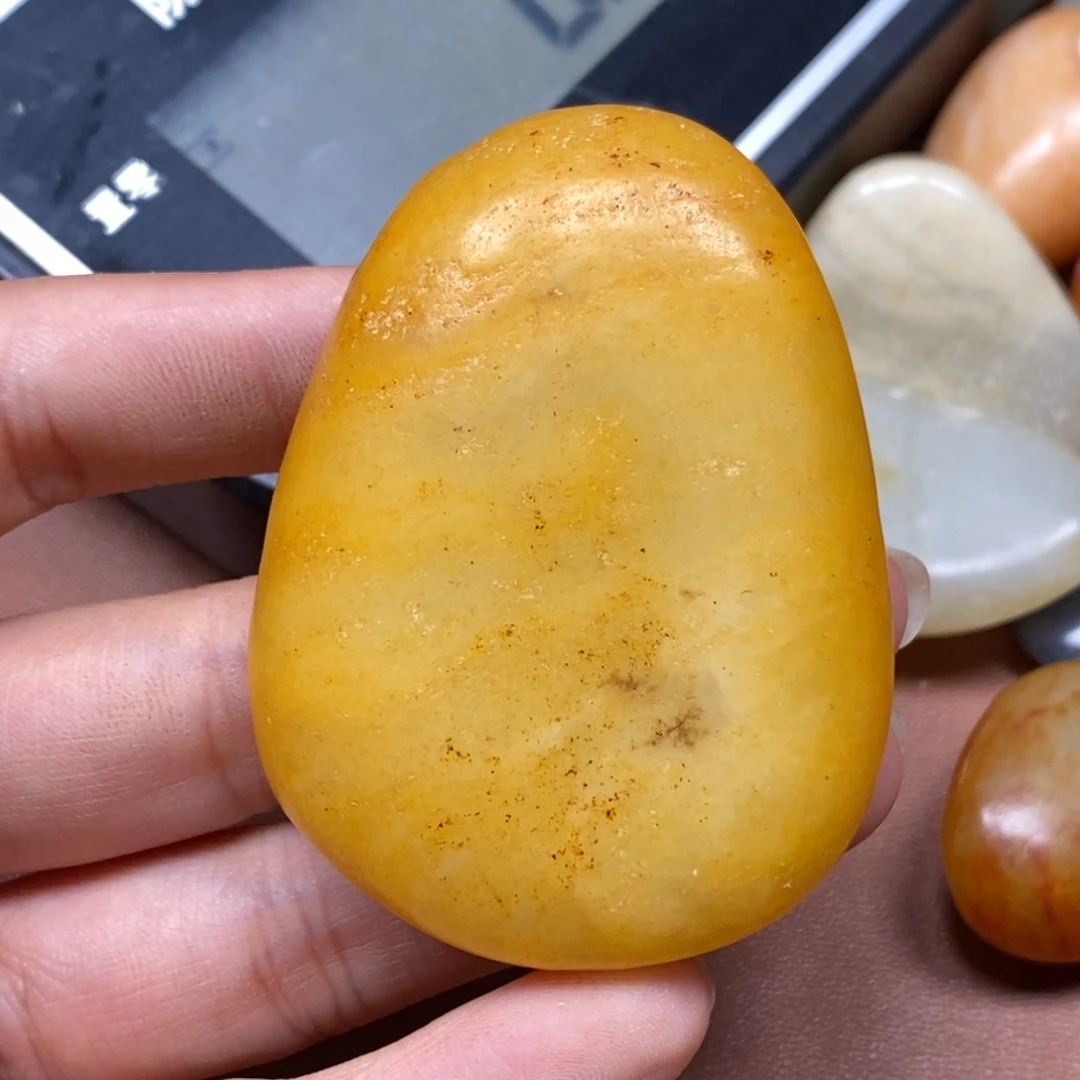 和田玉（糖玉）未镶嵌挂件