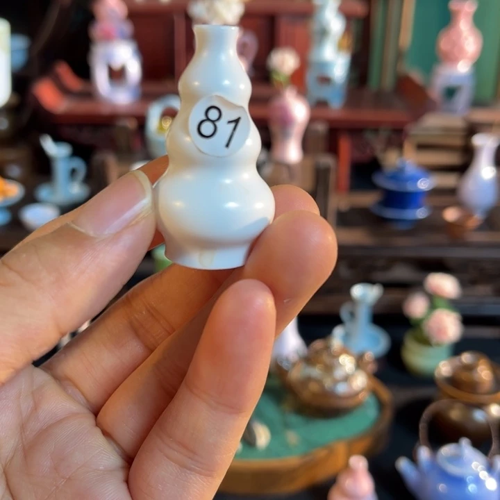 摆件微陶老王迷你花瓶