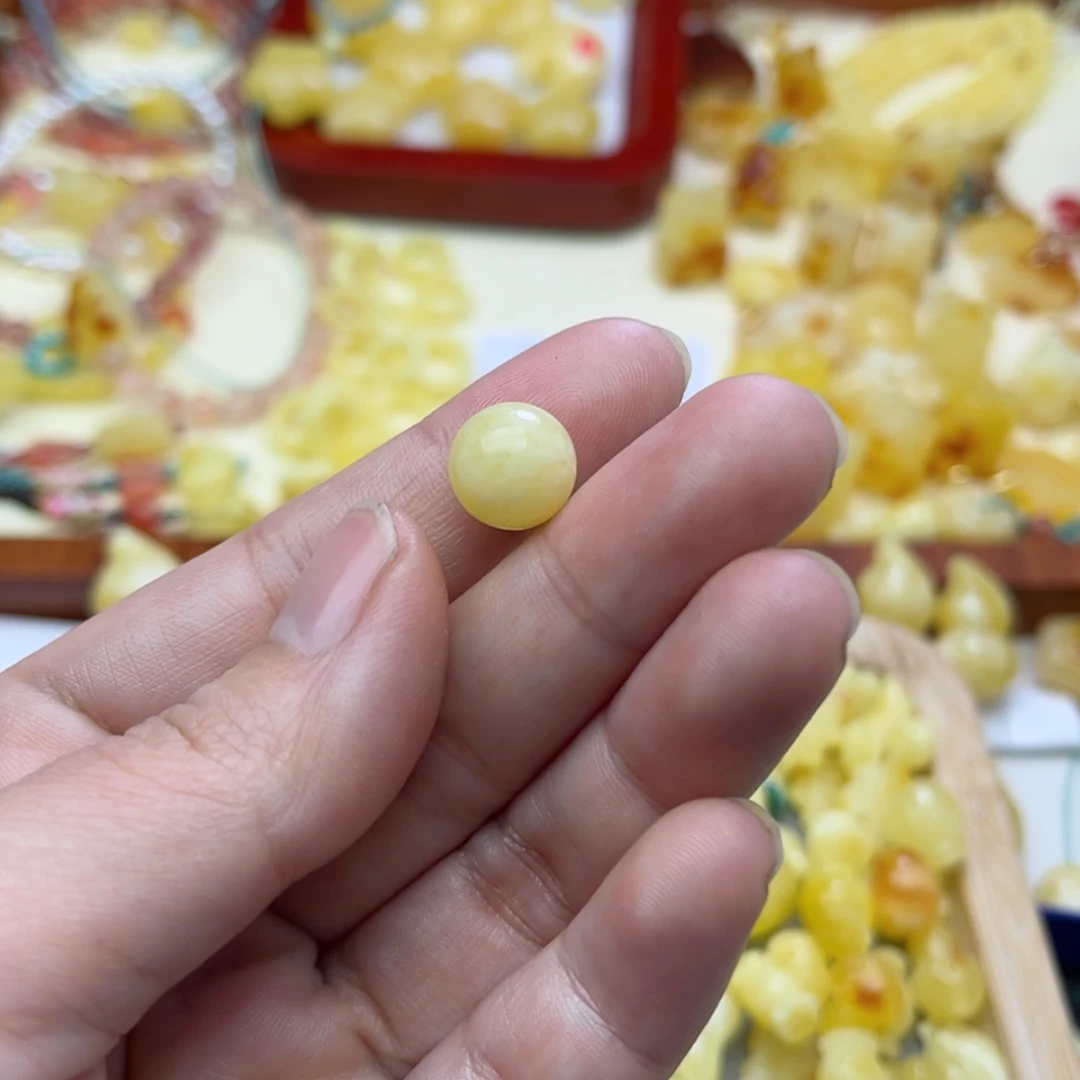 【闪购商品】蜜蜡裸石未镶嵌❤️***配饰