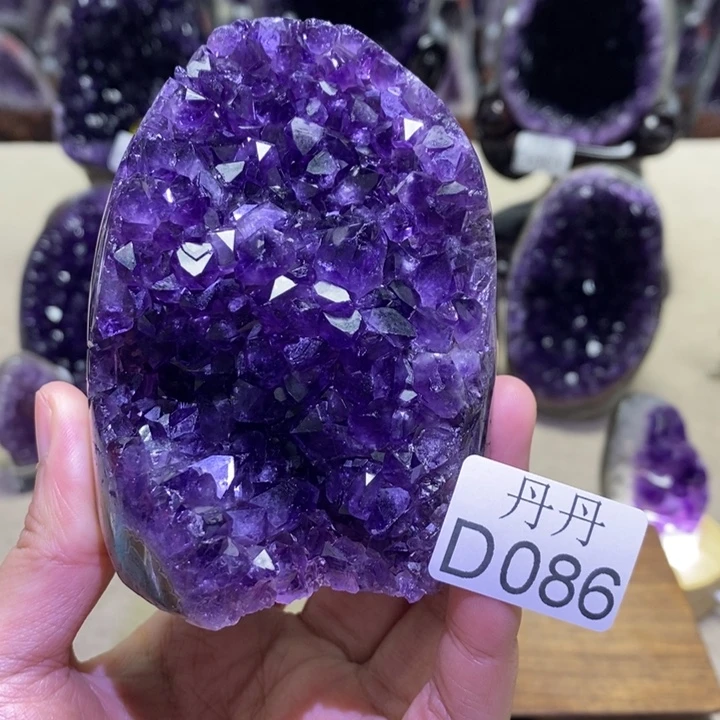 大型摆件（非配饰）未镶嵌水晶