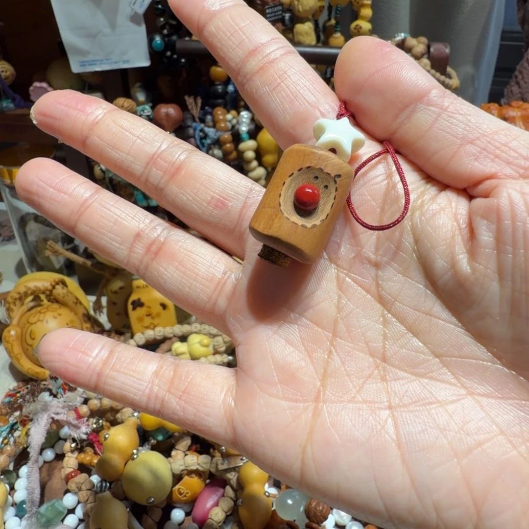啊啊啊啊啊啊桃木手机链