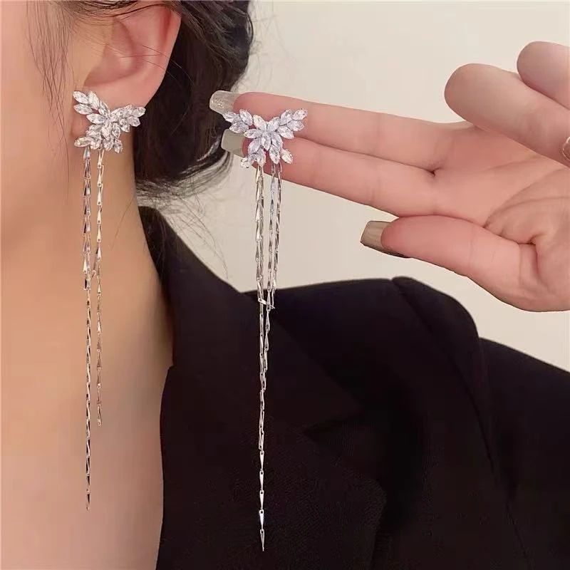 铜合金合成锆石耳饰 蝴蝶耳钉女长款流苏百搭耳饰轻奢小众高级感