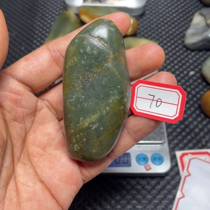 颈饰未镶嵌和田玉70