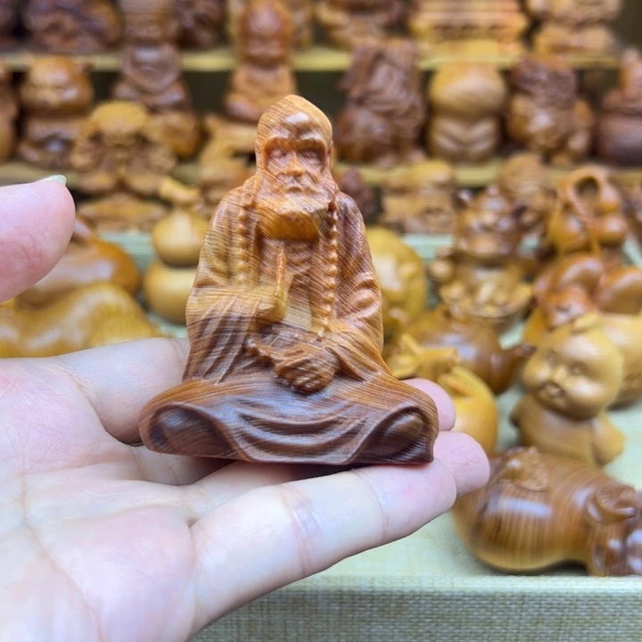 在***爷柏木（崖柏）崖柏手把件