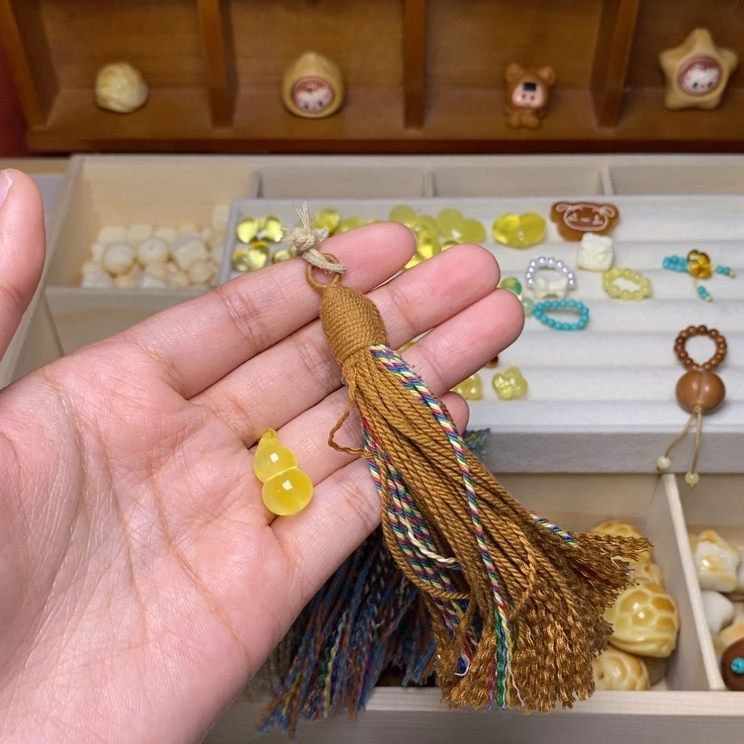 猴头核桃吊坠1.06葫芦蜜，棕流苏，棕环