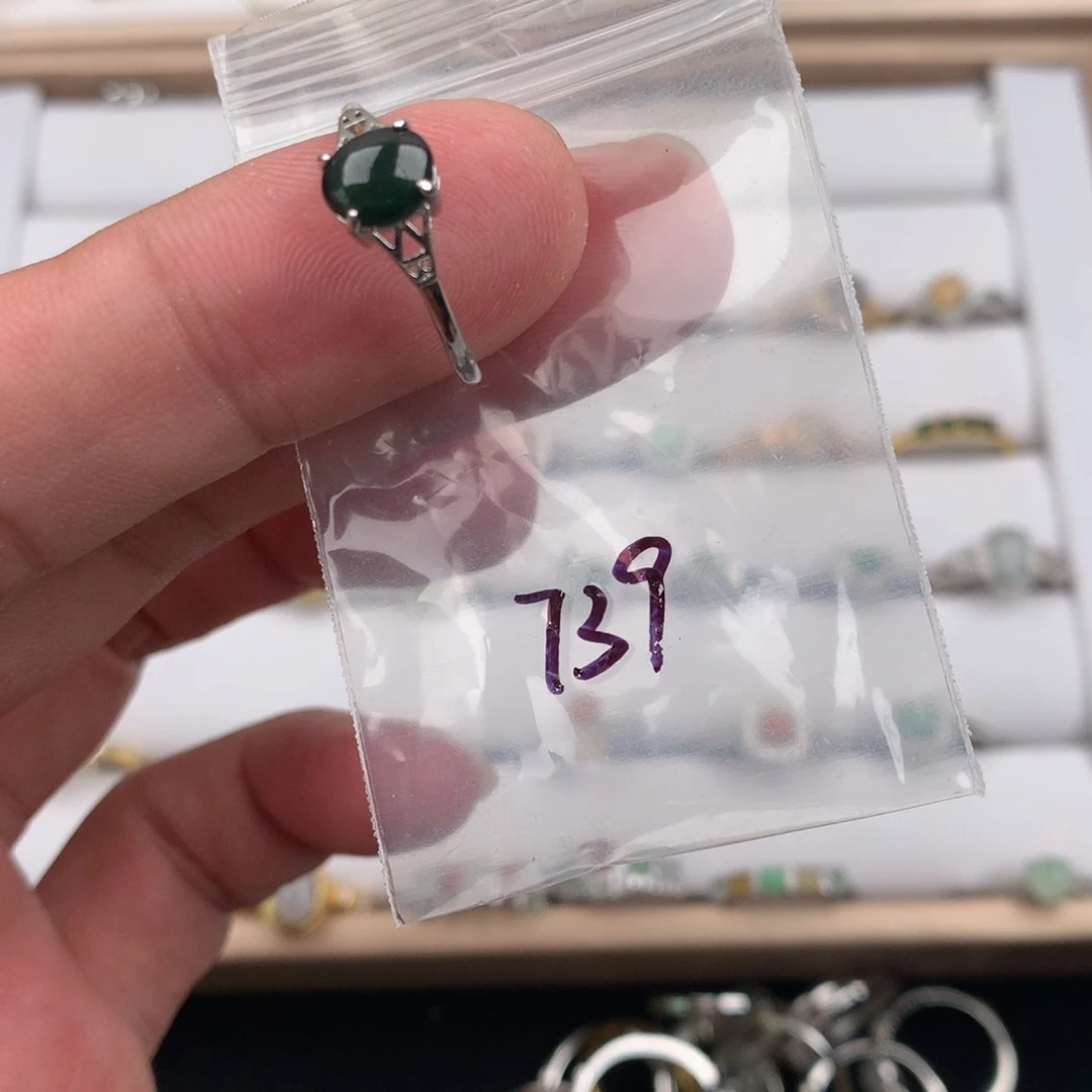 翡翠未镶嵌戒指739