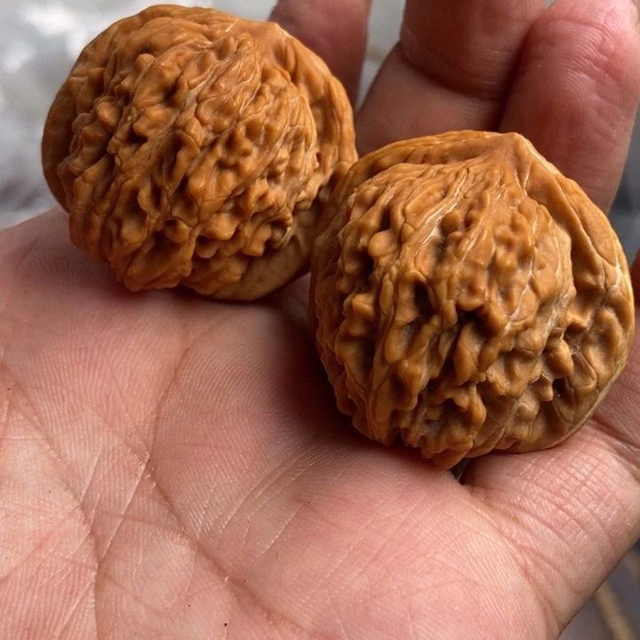 猴头核桃吊坠今天