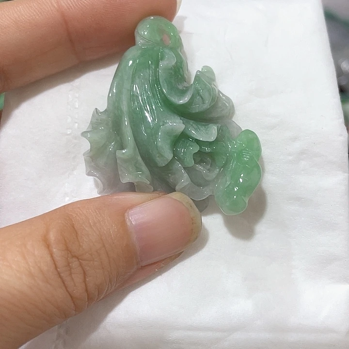 颈饰未镶嵌翡翠天