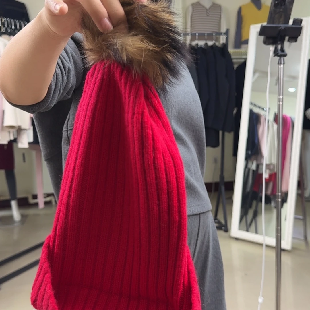 山羊绒纯羊绒保暖帽红