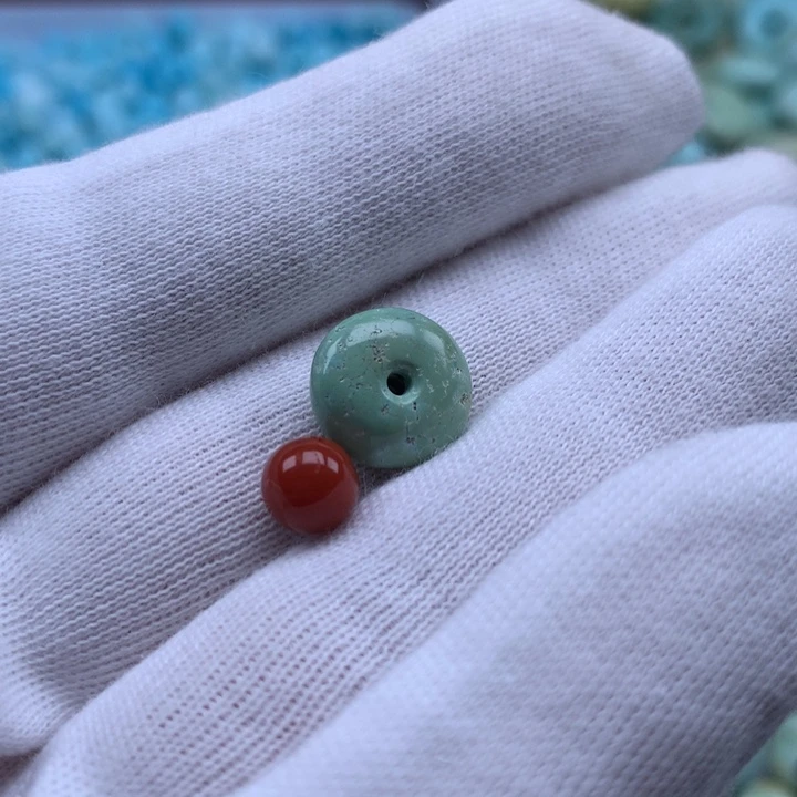 未镶嵌南红玛瑙珠宝奇石