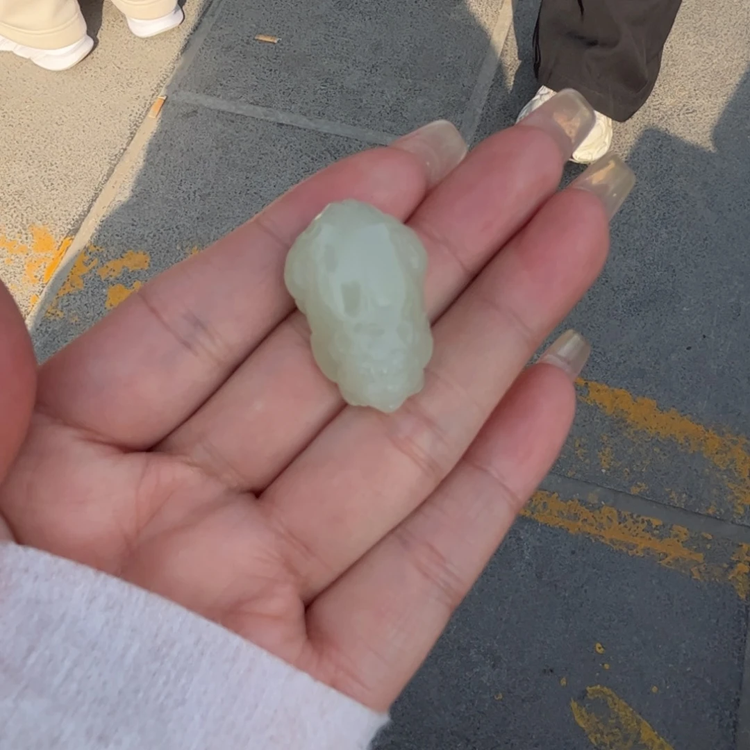 和田玉耳饰未镶嵌