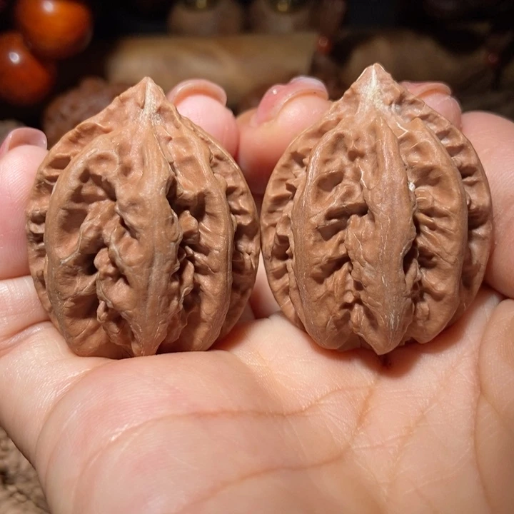 把件文玩核桃东北楸子小雪18