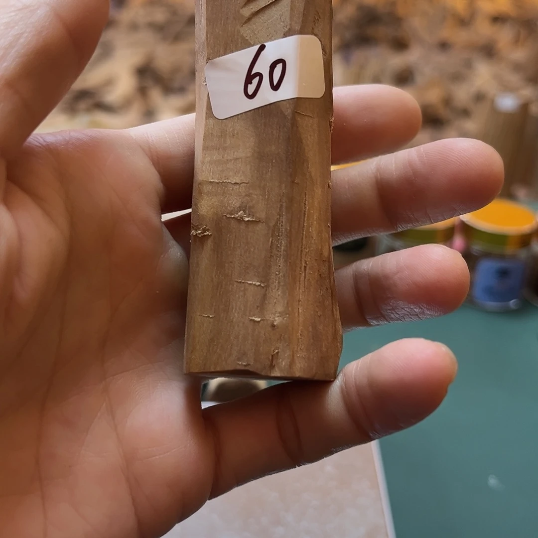 檀香木其他正区老山檀手把件48克