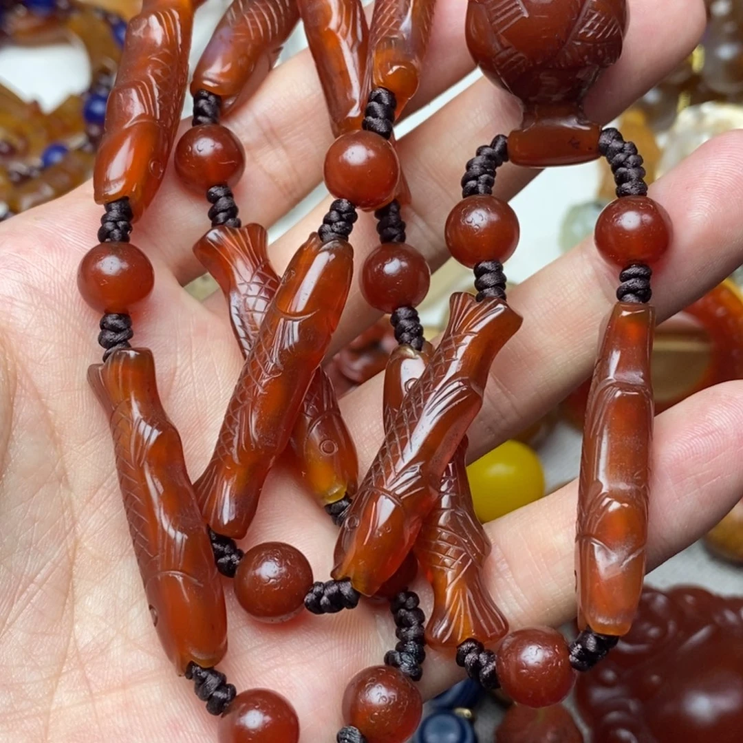 杏***隅未镶嵌颈饰玛瑙/玉髓