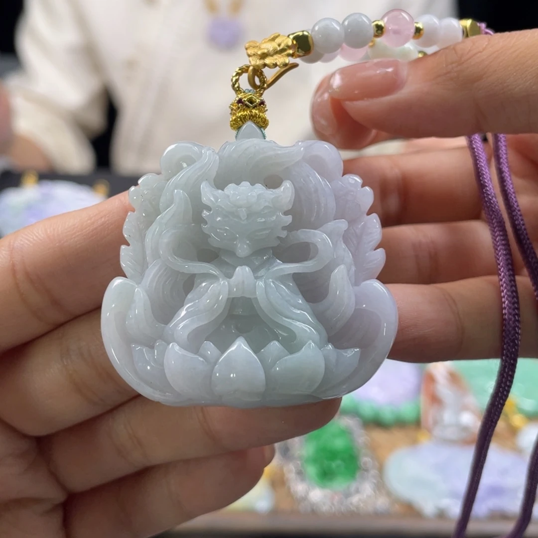 翡翠未镶嵌颈饰代编织