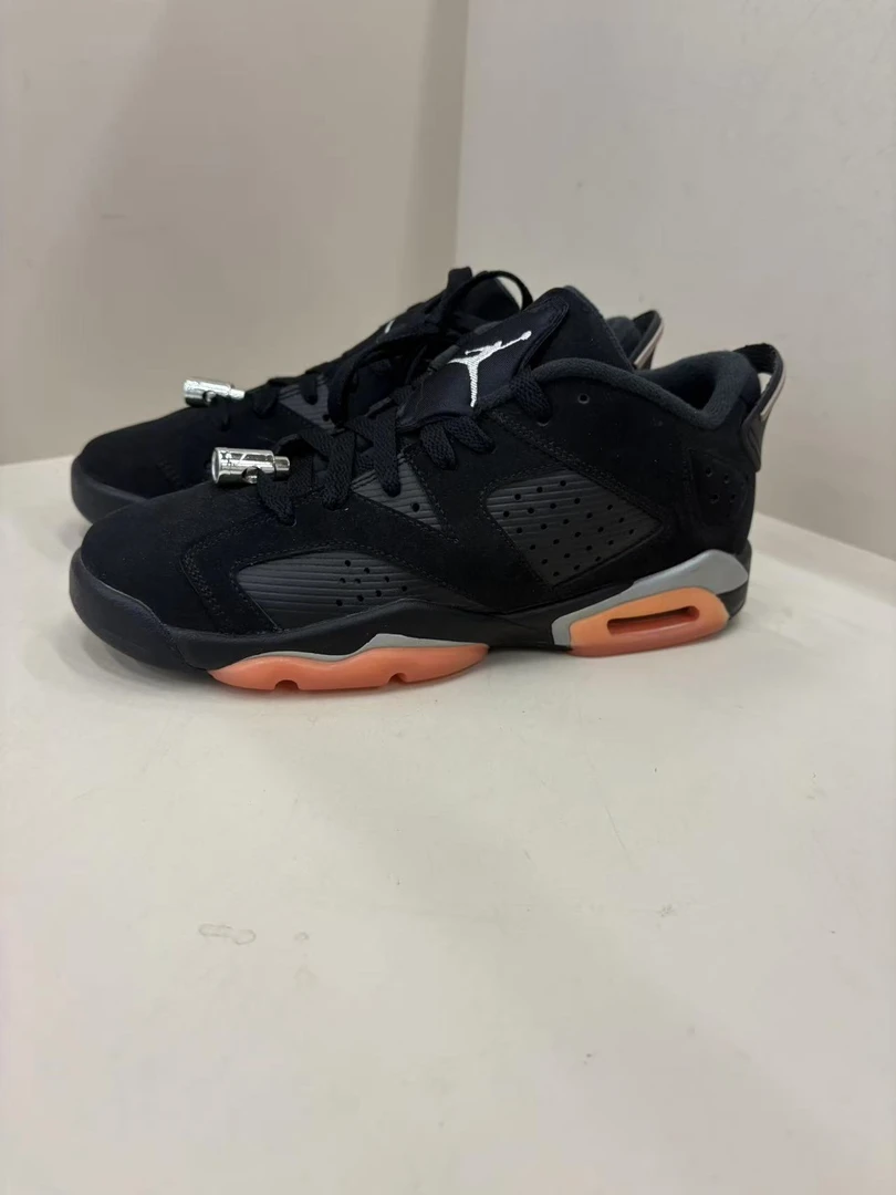 NIKE AJ6黑橙 全新原盒 519号