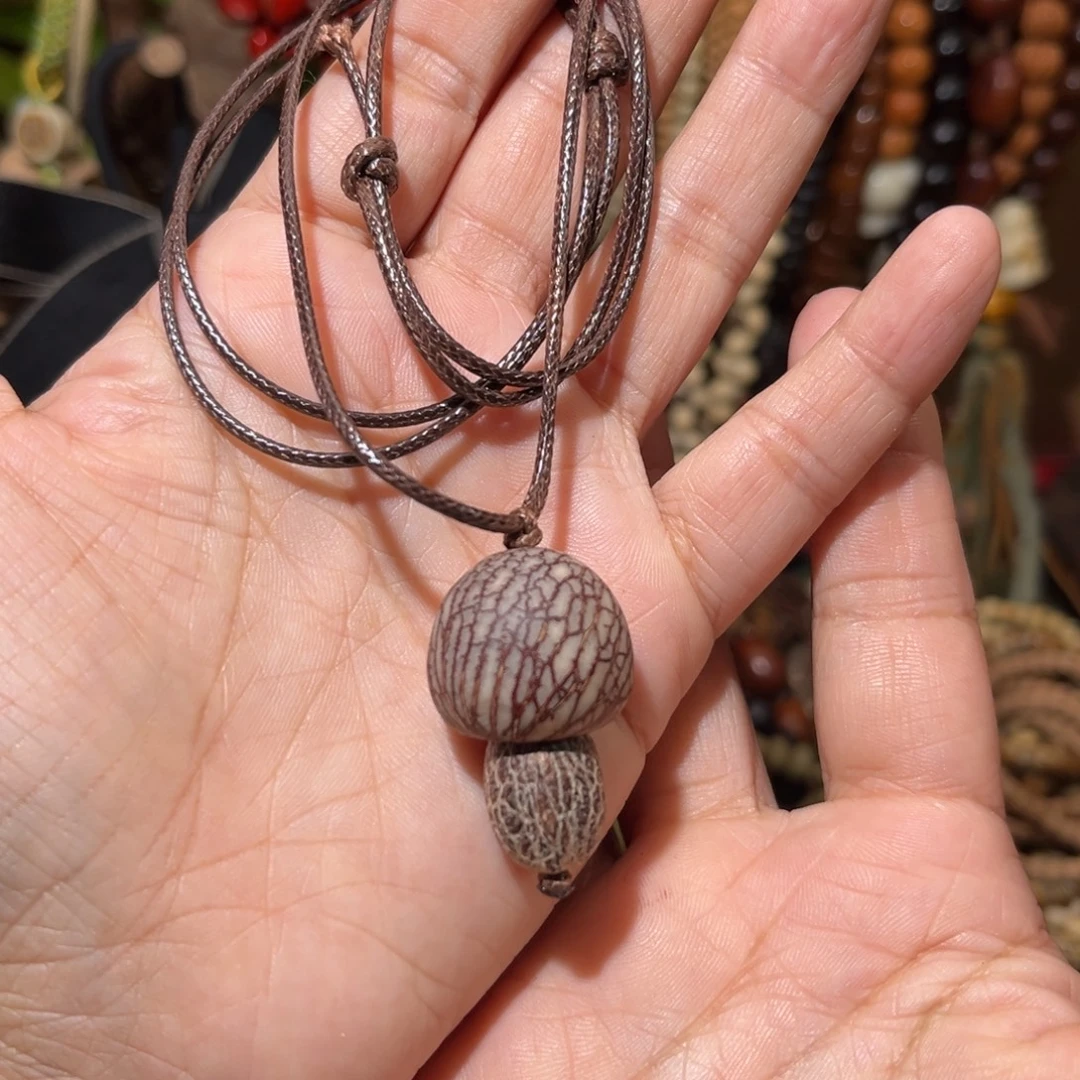 草珠菩提吊坠菩提项链